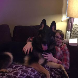 Meet your Posher, Lorie